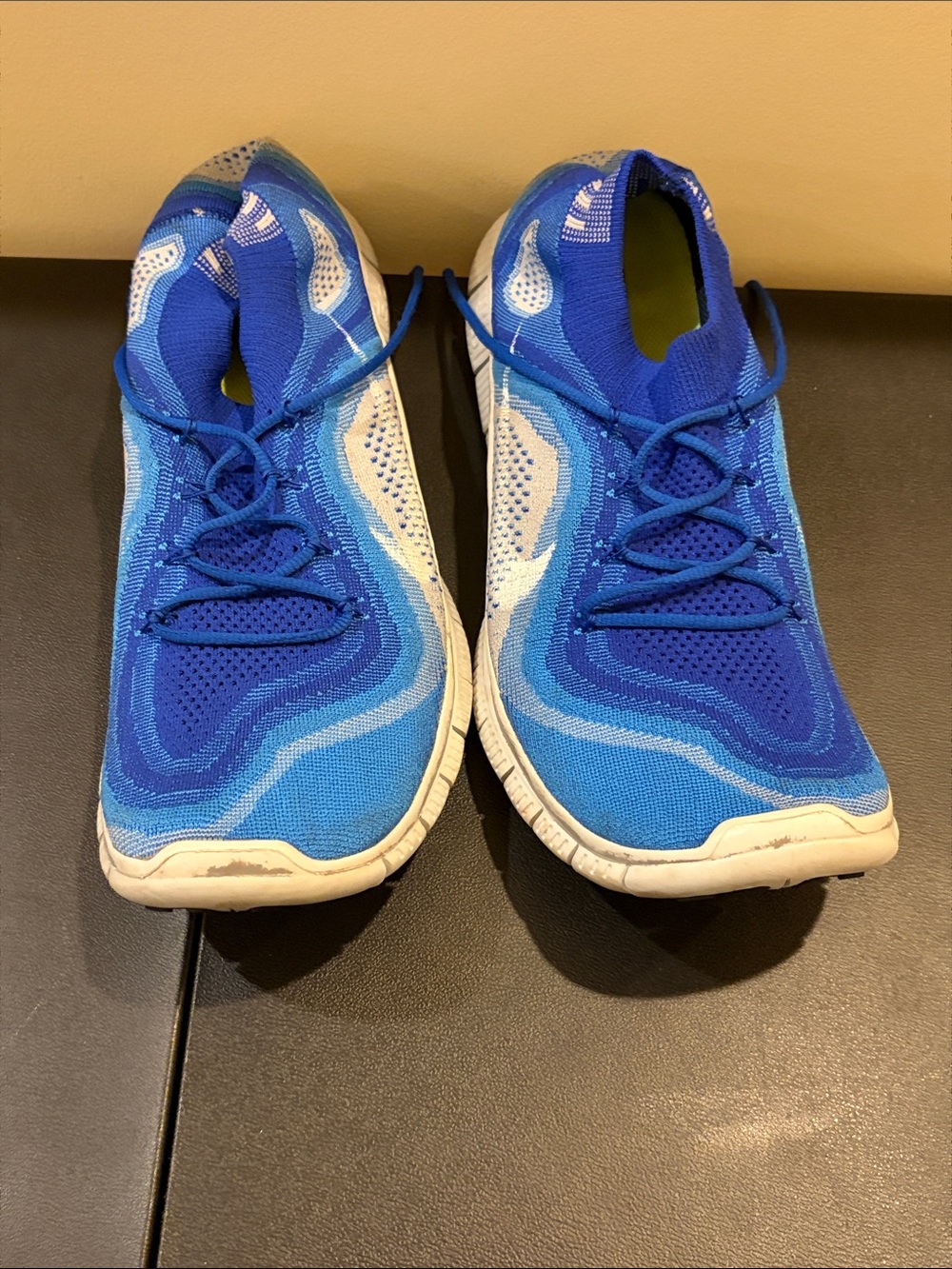 Nike Men's Blue Knit Slip-On Sneakers as is